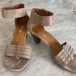 Paul Green Metallic Sandals